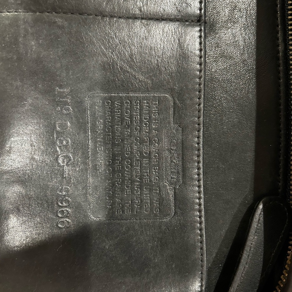 1999 Coach legacy, Black